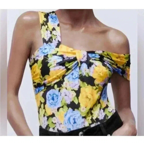 Zara Floral Bodysuit - Picture 2 of 9